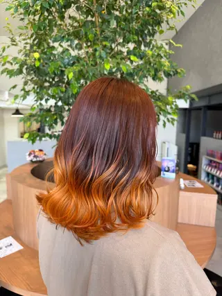 セミロング カラー ayaka |トレンドヘアのヘアスタイル