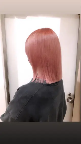 ミディアム カラー 韓国🇰🇷レイヤー 映える顔周り🩷のヘアスタイル