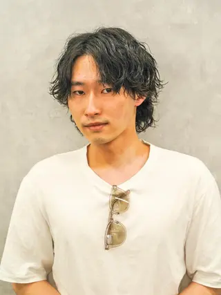 ミディアム パーマ メンズ The Gollum cut＆shave所属・垢抜け・メンズパーマ 津山祐紀のヘアスタイル