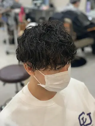 ショート パーマ メンズ クセを最大限に活かす メンズパーマ奈良大祐のヘアスタイル