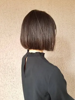 ミディアム ボブカット✂︎ 光翼のヘアスタイル