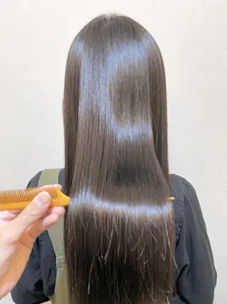 丁寧な施術で美髪へ✨ 浦本冴絵のヘアスタイル