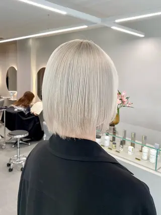 ショート カラー ヘアアレンジ 原宿・デザインカラー YUI🤍ྀིのヘアスタイル