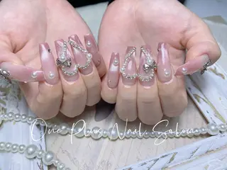 ネイル One Plus Nail Salonのネイルデザイン