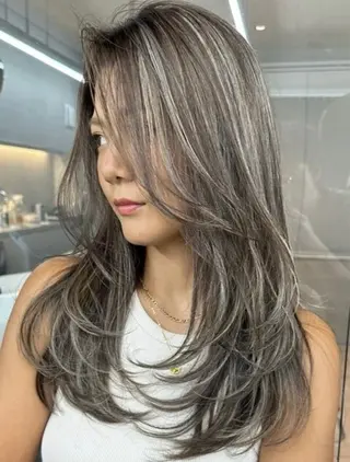 ロング カラー CIELO beautyバインドロック専門店所属・CIELO モデル募集のヘアスタイル