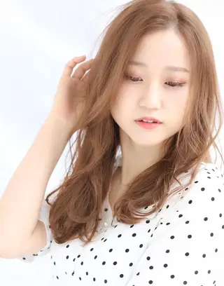 セミロング 今井［透明感カラー 表参道/髪質改善］のヘアスタイル