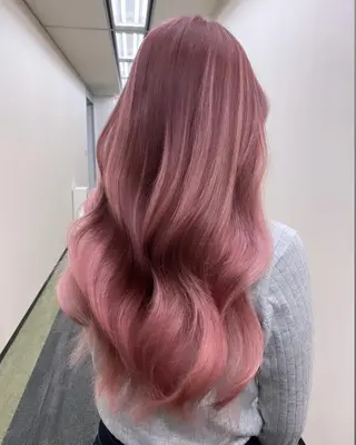 ロング 心斎橋ヘアカラー ブリーチmarinaのヘアスタイル