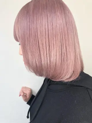 ショート カラー ito. ブリーチ/髪質改善のヘアスタイル