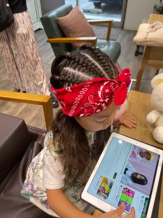 ロング ヘアアレンジ Felice Erikaのヘアスタイル