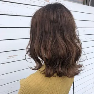 セミロング カラー CREAPY所属・CREAPY　日向野 利菜のヘアスタイル