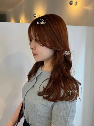 ロング カラー 長田 唯のヘアスタイル