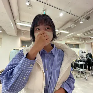 ミディアム カラー 松永 梨央のヘアスタイル