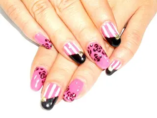 ネイル fujinail(バーバーフジノ)所属・藤野 智美のネイルデザイン