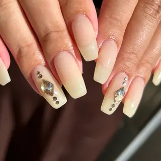 ネイル 山﨑　美優 / Manonのネイルデザイン