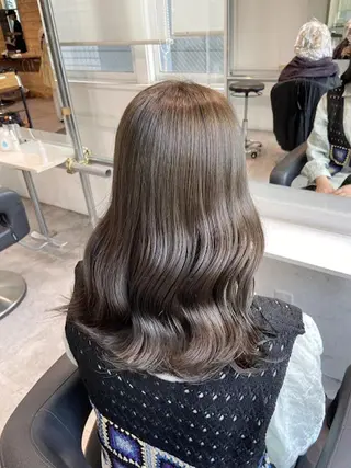 カラー 【公式】DISCO銀 座🪩トレンド🪽のヘアスタイル