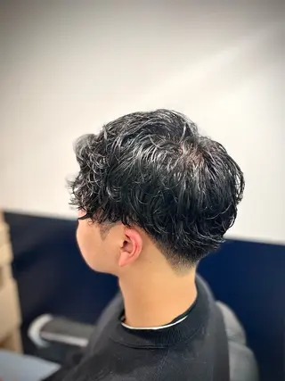 ショート メンズ・レディース シェービングAnのヘアスタイル