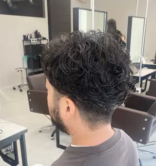 ショート パーマ メンズ メンズウルフ/ 毛流れ/AOTOのヘアスタイル