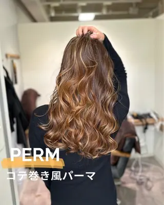 ロング パーマ コテ巻き風パーマ★ はるさんのヘアスタイル