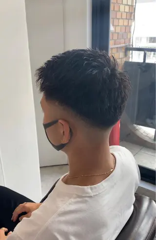 ショート メンズ 泰成/メンズ特化/ フェード/ツイスパのヘアスタイル