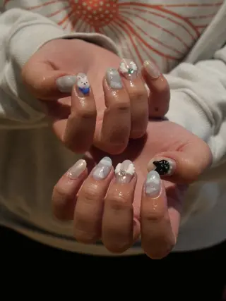 ネイル miku･:*+ angelicaのネイルデザイン