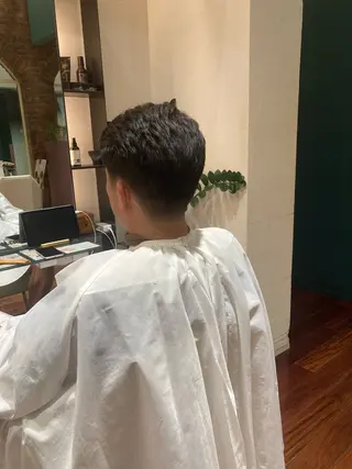 メンズ レンタルサロンLiLi藤沢所属・成沢 モニカのヘアスタイル