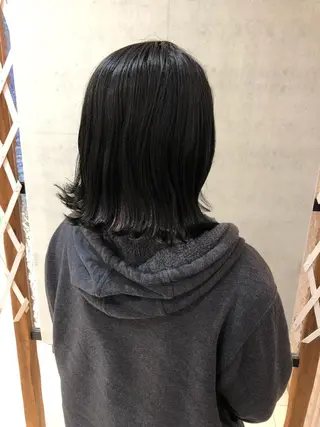 ショート カラー 樋渡 侑希のヘアスタイル