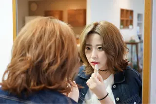 ミディアム カラー 加藤 あやみのヘアスタイル