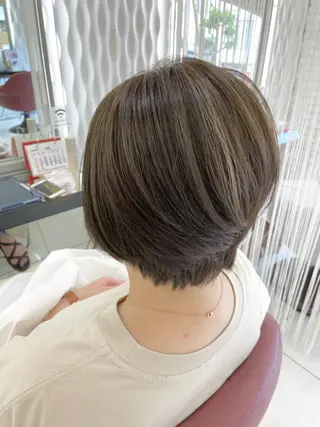 ショート カラー 【髪質改善×カラー】 QUALIS沓掛貴浩のヘアスタイル