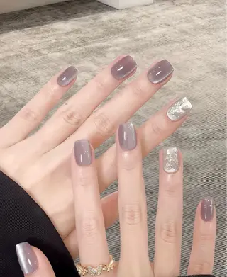 ネイル 高木 維麗絲のネイルデザイン