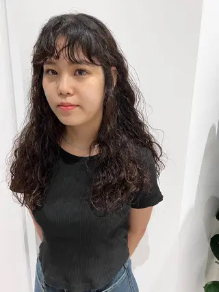 セミロング パーマ ally hairsalon所属・Emi .のヘアスタイル