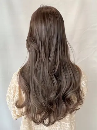 ロング カラー hair&eye LAWE.のヘアスタイル
