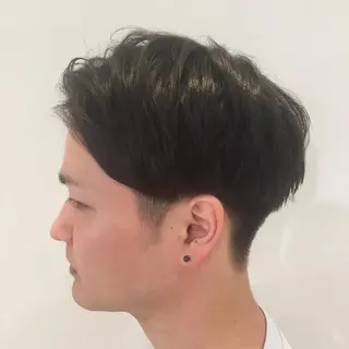 ショート GO TODAY SHAiRE SALON　下北沢店所属・冨永 志穂の眉毛・アイブロウイメージ