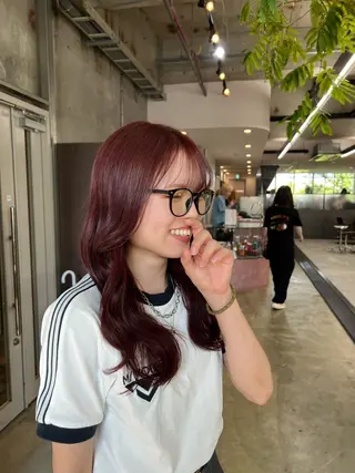 ロング カラー era所属・azumi/ボブ/暖 色/オリーブ/縮毛のヘアスタイル