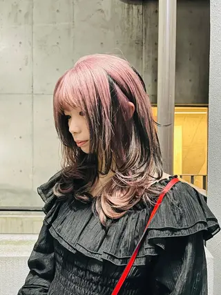 ロング カラー エフェクトブリーチ／ レイヤーカット／翔のヘアスタイル