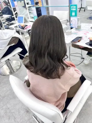 ロング カラー 透明感/韓国風 🇰🇷RYUKIのヘアスタイル