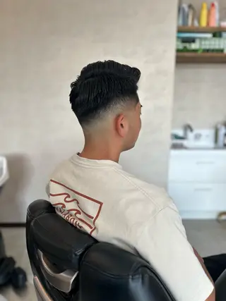ショート THEBARBER TEN所属・伊禮 海凪のヘアスタイル