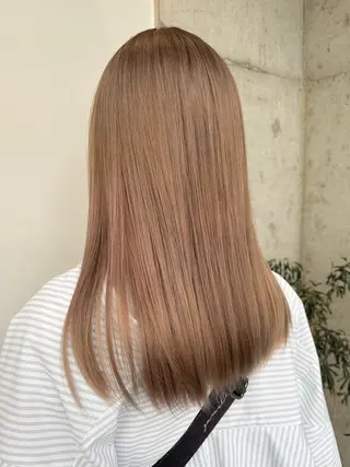 セミロング カラー ベージュカラー🐏 🤎塚原優芽のヘアスタイル