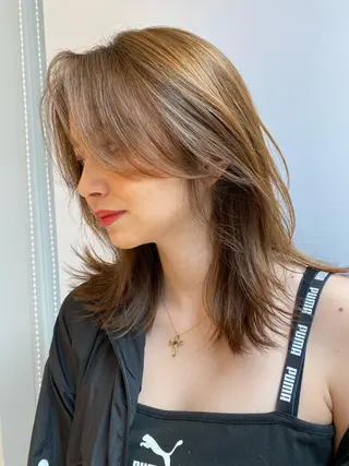 ミディアム カラー 中村 かおりのヘアスタイル