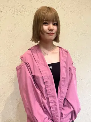 ミディアム 松野 心音のヘアスタイル