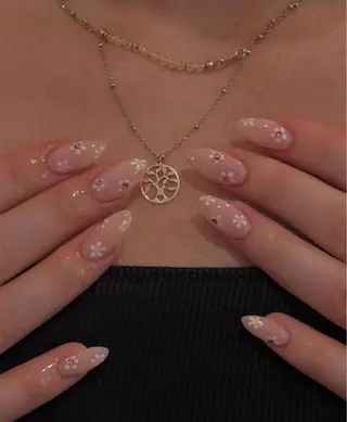 ネイル BERA NAILSのネイルデザイン