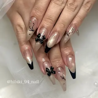 ネイル L'oeillet所属・L'oeillet HIBIKIのネイルデザイン