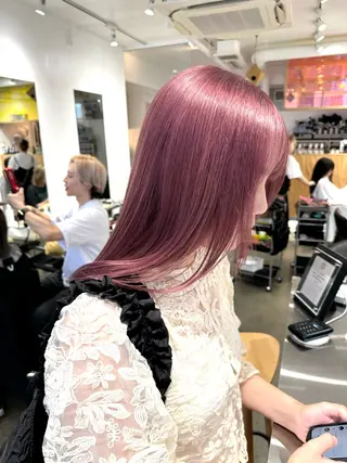 セミロング JUNYA 海外ガールヘアのヘアスタイル