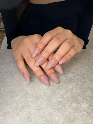 ネイル 三輪 彩美春のネイルデザイン