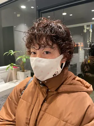 ショート カラー パーマ 山下 紗里奈のヘアスタイル