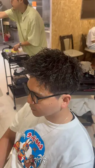 ショート パーマ 坂井 琉生のヘアスタイル