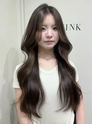 ロング HIMARI/レイヤ ー/透明感カラー🤍のヘアスタイル