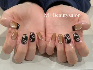 ネイル M+  Beauty Salonのネイルデザイン