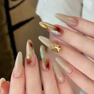 ネイル 鈴木 彩星のネイルデザイン