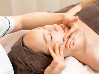 Cerise La La(スリーズララ)所属・まつ毛パーマ×脱毛 スリーズララ🌼のエステ・リラクイメージ