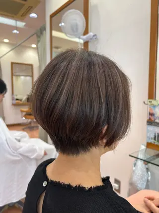 ショート カラー ヒロタ ハルヒ🦁のヘアスタイル